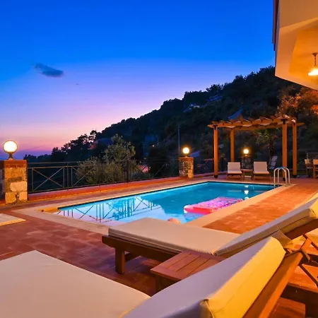 Olive Vista Villa *