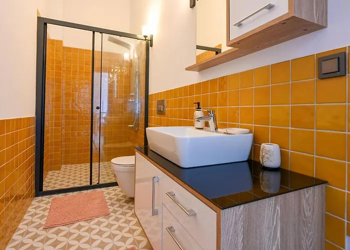 Olive Vista Villa *